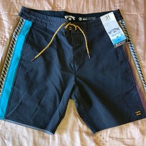 Billabong Lo Tides with Pockets